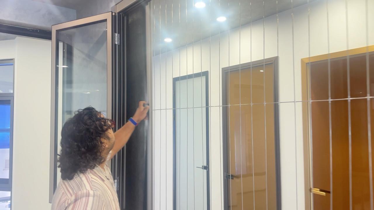 Luxury Free fold sliding windows